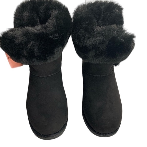 Juicy Couture King Winter Boots - Picture 6 of 8